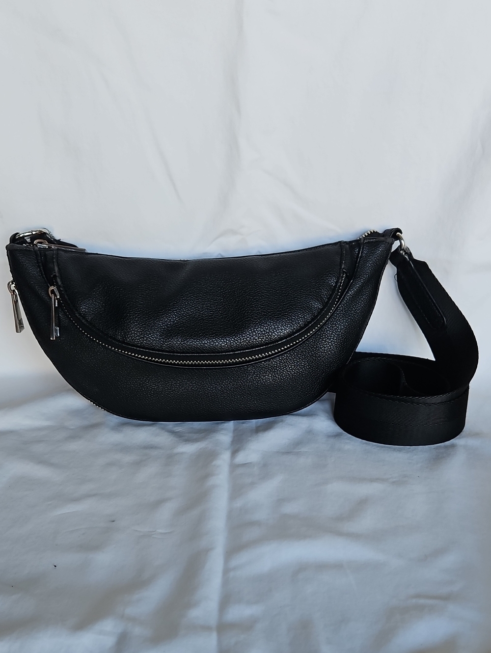 Sandra Roberts Black Leather Crossbody Belt Bag